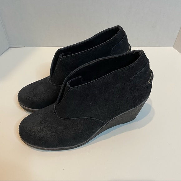 Black Sperry wedges - Picture 3 of 9